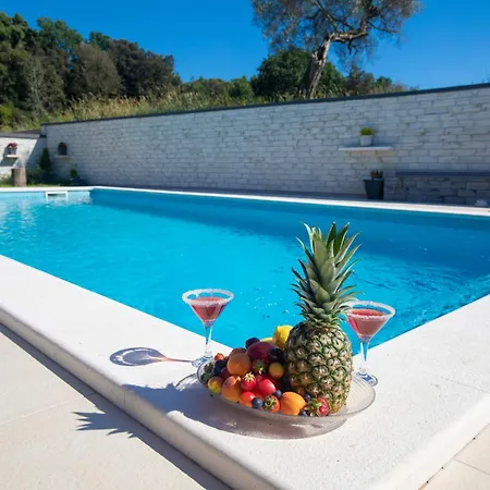 Villa Edis *